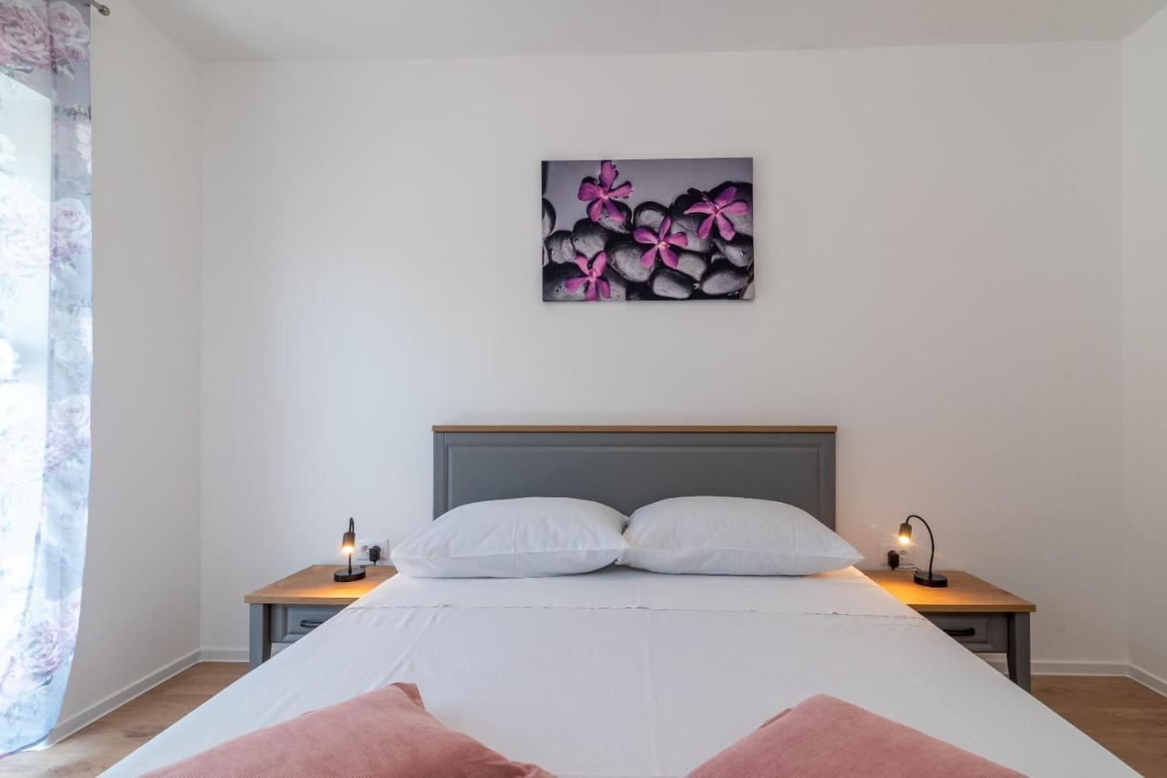 Apartman Galeb Trogir Ngoại thất bức ảnh